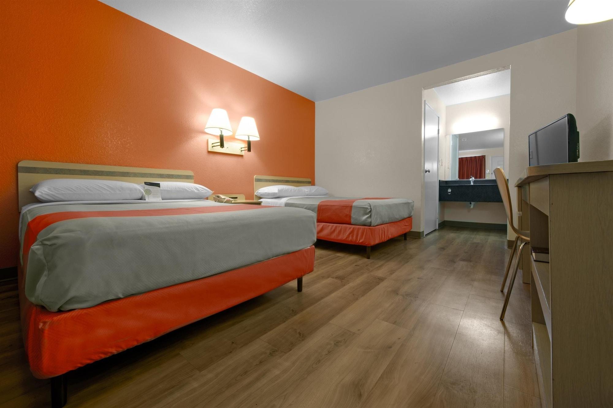 6-albany, Ny 2*